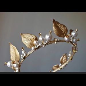 Bridal/ First Communion headpiece: Crown/ Tiara- GOLD with Pearls